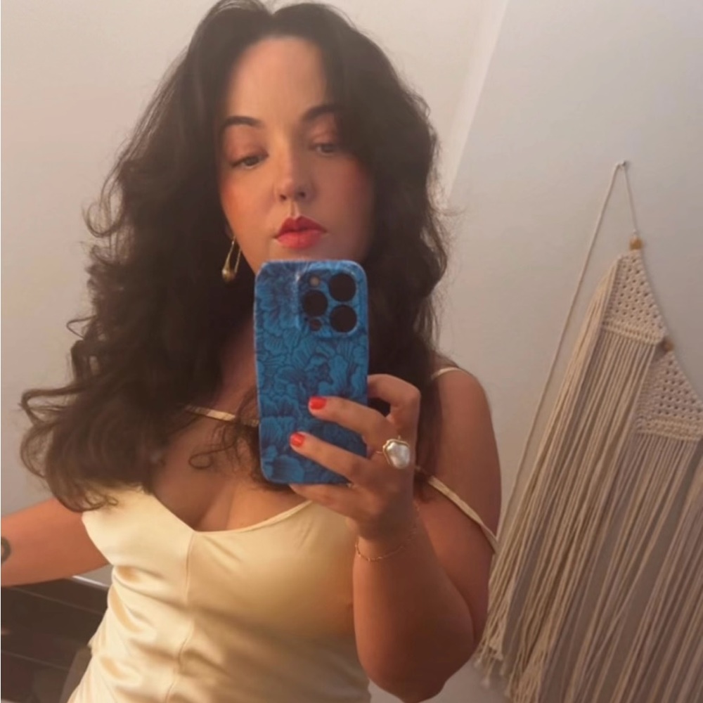 Meet your Posher, Elizabeth